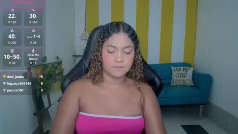 Snapshot of cristal_war chatting on November 2025 11:05:01 PM Cristal online show from November 2025 11:05:01 PM