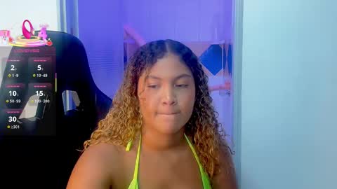 Snapshot of cristal_war chatting on November 2025 01:17:02 AM Cristal online show from November 2025 01:17:02 AM