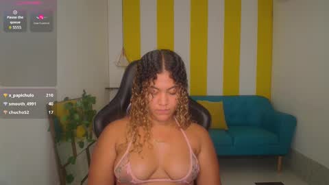 Snapshot of cristal_war chatting on November 2025 11:43:02 PM Cristal online show from November 2025 11:43:02 PM