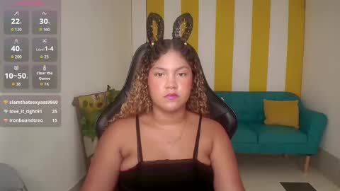 Snapshot of cristal_war chatting on November 2025 12:31:01 AM Cristal online show from November 2025 12:31:01 AM