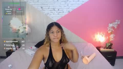 Snapshot of cristal_war chatting on December 2025 01:11:02 AM Cristal online show from December 2025 01:11:02 AM