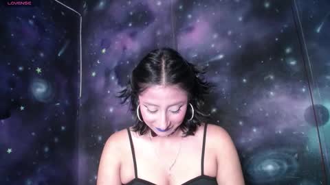 Cristal de Leon online show from September 2025 07:03:02 PM