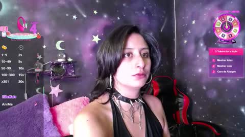 Cristal de Leon online show from September 2025 06:53:01 PM