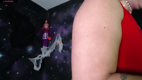 Cristal de Leon online show from October 2025 08:31:02 PM