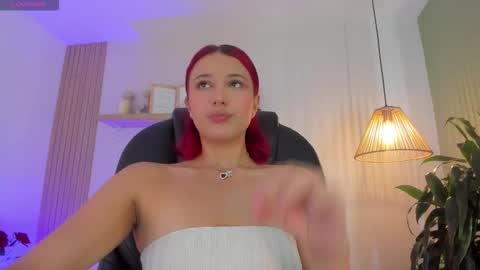 cristalfoxy_ online show from January 2026 07:41:02 PM