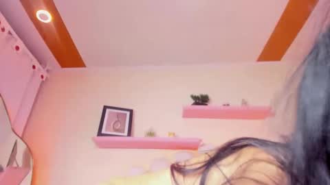 Cristal online show from November 2025 03:39:01 AM