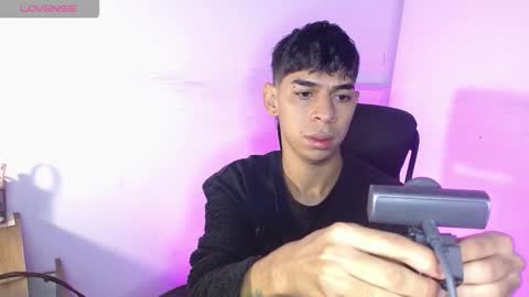 Snapshot of cristhian_slytherin chatting on December 2025 04:10:01 AM cristhian online show from December 2025 04:10:01 AM