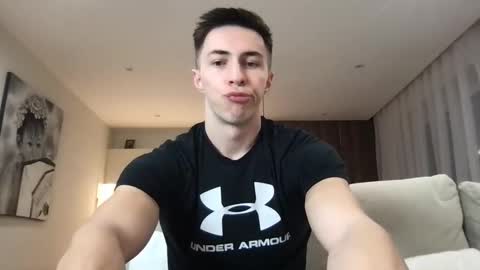 Snapshot of cristianovilla chatting on February 2025 07:38:02 PM CristianoHailey online show from February 2025 07:38:02 PM