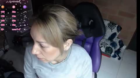 Snapshot of cristin_doll chatting on June 2026 05:39:01 PM cristina online show from June 2026 05:39:01 PM