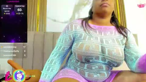 Snapshot of cristinsexy_ chatting on November 2025 10:38:02 AM Cristina online show from November 2025 10:38:02 AM