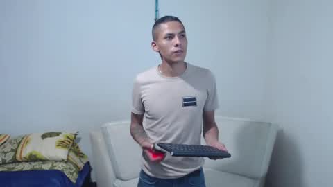 Snapshot of cristofergomez3 chatting on June 2026 10:00:01 PM CRISS online show from June 2026 10:00:01 PM