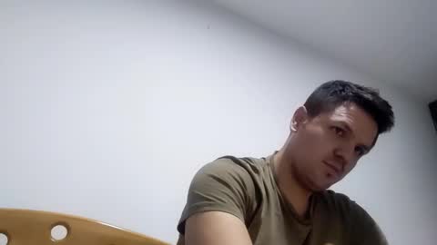 Snapshot of cristopher3042 chatting on January 2025 03:46:01 AM cristopher3042 online show from January 2025 03:46:01 AM