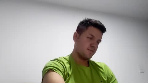 Snapshot of cristopher3042 chatting on February 2025 02:06:02 AM cristopher3042 online show from February 2025 02:06:02 AM