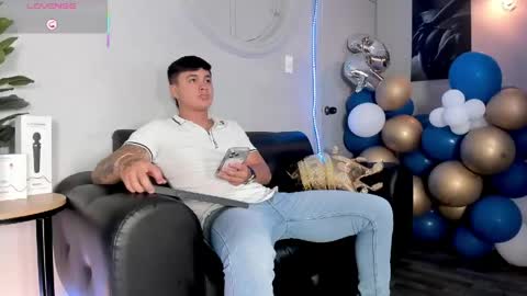 Cristopher online show from May 2026 01:06:01 PM