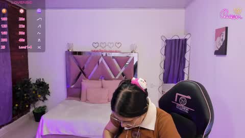 cristy_tay online show from April 2026 11:38:02 AM