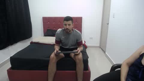 Snapshot of crisyoha4020 chatting on November 2025 01:04:01 AM crisyoha4020 online show from November 2025 01:04:01 AM