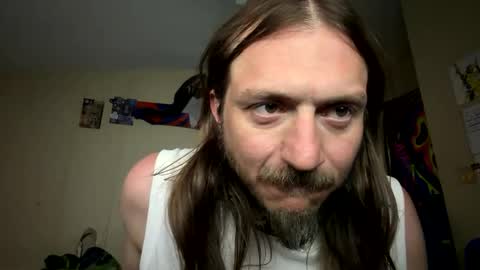 Snapshot of critterluvsfeet chatting on May 2026 07:13:01 AM Critter2999LuvsFeet online show from May 2026 07:13:01 AM