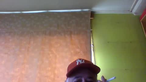 Snapshot of crmperez chatting on December 2025 07:00:01 PM crmperez online show from December 2025 07:00:01 PM