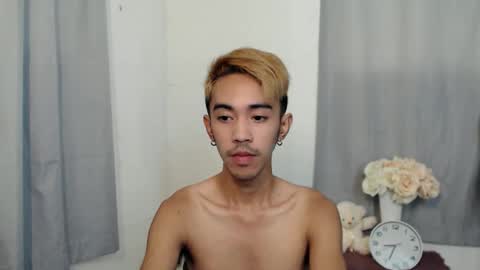 crocodale online show from November 2025 05:06:01 AM