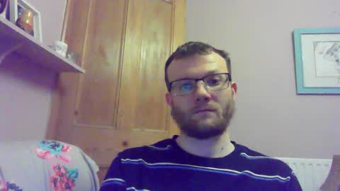 Snapshot of cropper4fun chatting on November 2025 09:28:01 PM Cropper online show from November 2025 09:28:01 PM