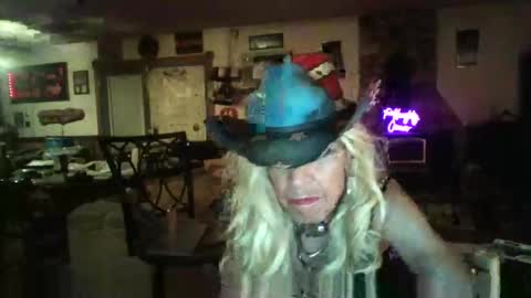 Snapshot of crossdrsr1 chatting on September 2025 03:29:01 AM crossdrsr1 online show from September 2025 03:29:01 AM