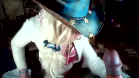 Snapshot of crossdrsr1 chatting on December 2025 10:37:02 PM crossdrsr1 online show from December 2025 10:37:02 PM