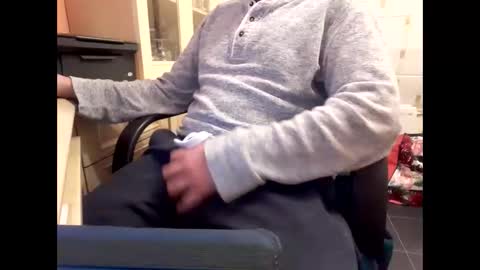 Snapshot of croup45 chatting on December 2024 07:07:02 PM croup45 online show from December 2024 07:07:02 PM