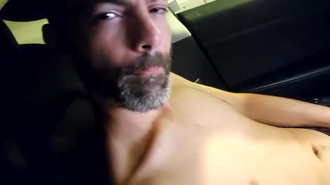 Snapshot of croutardlive chatting on September 2025 06:17:01 AM croutardlive online show from September 2025 06:17:01 AM