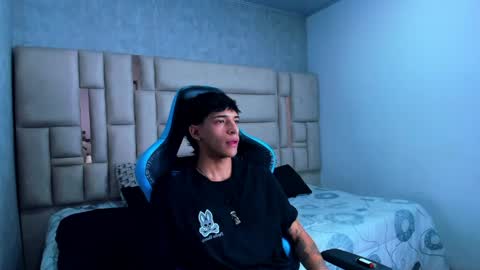 Croy online show from April 2026 11:37:02 AM