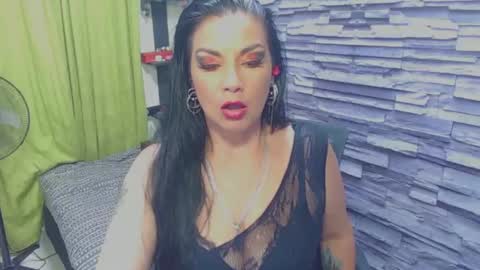 cruela_deviil online show from February 2025 07:55:01 AM