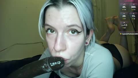 Snapshot of cruellagoth chatting on July 2026 01:12:02 AM Cruella online show from July 2026 01:12:02 AM