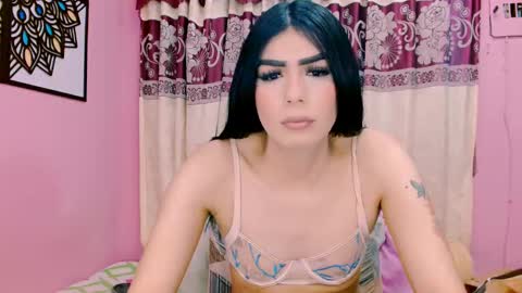 Snapshot of crystal420_ chatting on March 2025 04:12:02 AM Instagram cristal espinosa1 online show from March 2025 04:12:02 AM