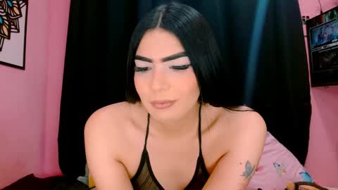 Snapshot of crystal420_ chatting on September 2025 11:31:02 PM Instagram cristal espinosa1 online show from September 2025 11:31:02 PM