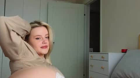 Cassie control  domi and lush  in private for free online show from September 2025 07:18:02 AM