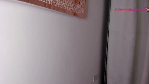 angie  online show from July 2026 03:17:01 AM