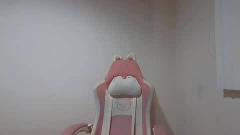 Crystal Blaze online show from December 2025 09:27:01 AM