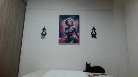 Crystal Blaze online show from June 2026 01:51:02 AM