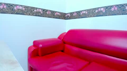 Snapshot of crystal_walls chatting on February 2025 10:09:02 PM I AM CRYSTAL online show from February 2025 10:09:02 PM