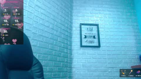 Snapshot of crystal_walls chatting on November 2025 09:14:02 PM I AM CRYSTAL online show from November 2025 09:14:02 PM