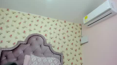 Milf Latina online show from August 2026 02:41:02 PM