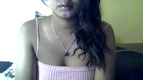crystalbellax online show from July 2026 06:43:02 AM