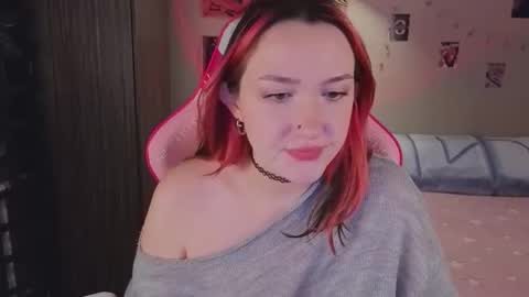 Snapshot of crystalblaze_ chatting on November 2025 09:03:02 PM Grace online show from November 2025 09:03:02 PM