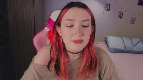 Snapshot of crystalblaze_ chatting on November 2025 08:56:01 PM Grace online show from November 2025 08:56:01 PM