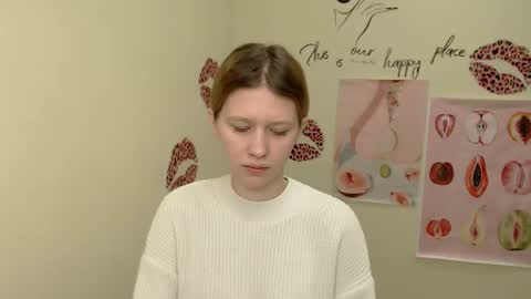 Snapshot of crystalgirl__ chatting on January 2025 07:30:01 AM Stella online show from January 2025 07:30:01 AM