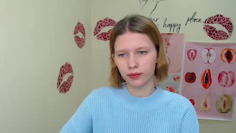 Snapshot of crystalgirl__ chatting on January 2025 07:14:01 AM Stella online show from January 2025 07:14:01 AM