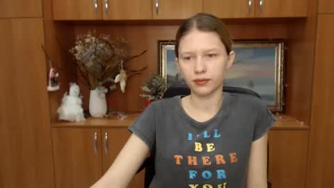 Snapshot of crystalgirl__ chatting on February 2025 07:27:01 AM Stella online show from February 2025 07:27:01 AM