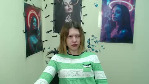 Snapshot of crystalgirl__ chatting on March 2025 07:21:02 AM Stella online show from March 2025 07:21:02 AM