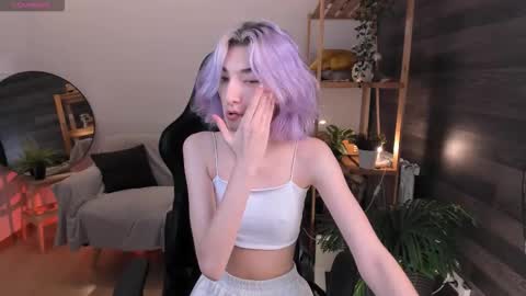 Snapshot of crystalluna__ chatting on October 2025 02:02:01 PM Mia online show from October 2025 02:02:01 PM