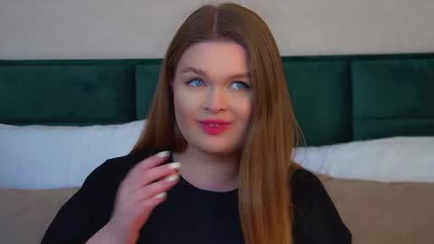 Crystal online show from February 2026 06:14:01 PM