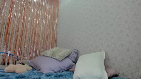 Snapshot of crystalnut chatting on January 2025 07:24:01 AM Maria online show from January 2025 07:24:01 AM